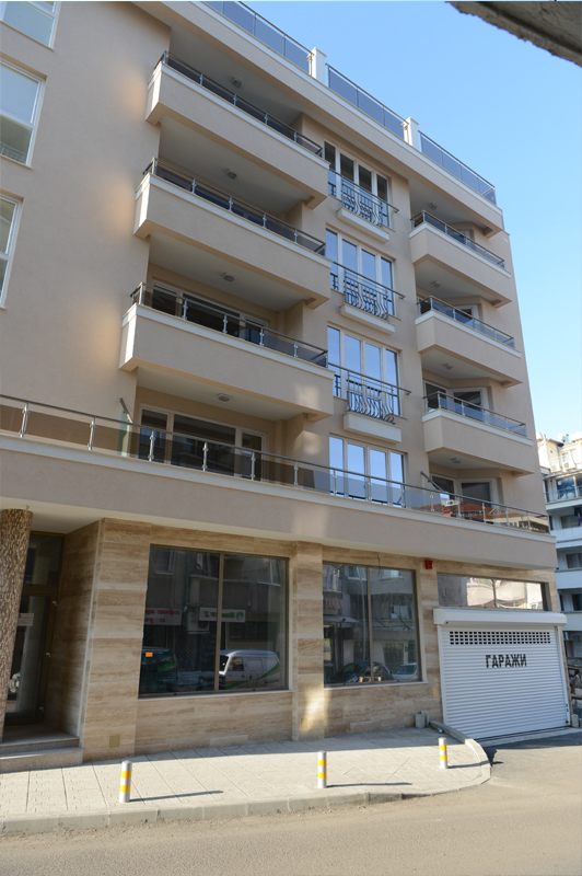 Недвижимость в Болгарии: комплекс Карл фото 