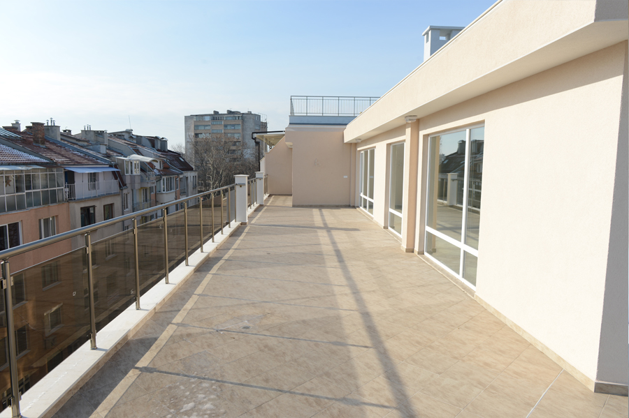 Недвижимость в Болгарии: комплекс Карл фото 